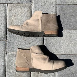 Sorel booties sz 7.5
